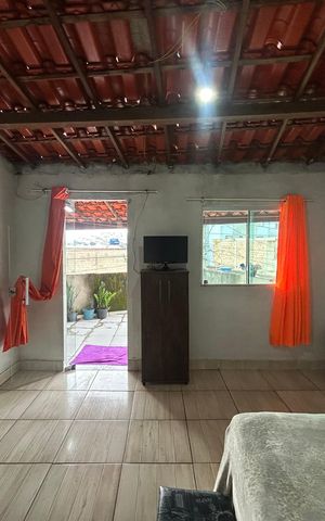 Casa à venda com 64m², 4 quartos e 2 vagas