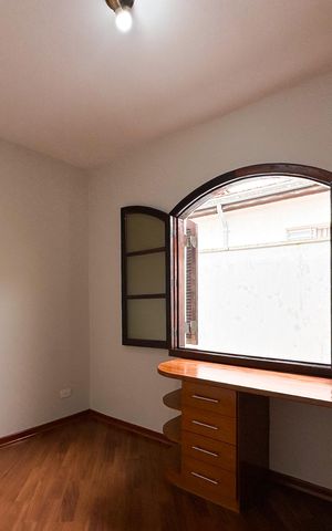 Casa para alugar com 144m², 2 quartos e 2 vagas Casa para alugar com 144m², 2 quartos e 2 vagasQuarto 1