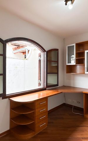 Casa para alugar com 144m², 2 quartos e 2 vagas Casa para alugar com 144m², 2 quartos e 2 vagasQuarto 1