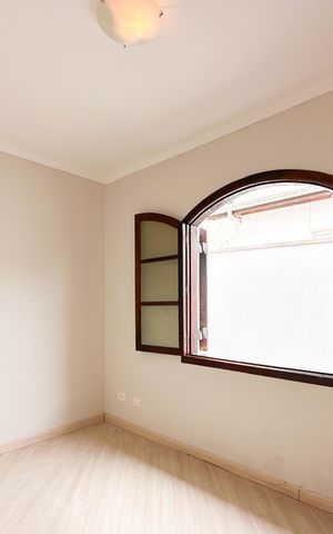 Casa para alugar com 144m², 2 quartos e 2 vagas Casa para alugar com 144m², 2 quartos e 2 vagasQuarto 2