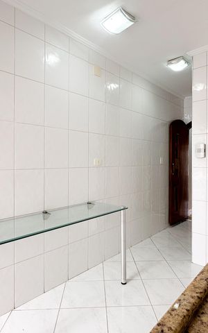 Casa para alugar com 144m², 2 quartos e 2 vagas Casa para alugar com 144m², 2 quartos e 2 vagasBanheiro Social
