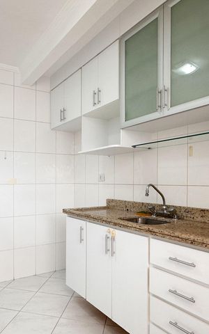 Casa para alugar com 144m², 2 quartos e 2 vagas Casa para alugar com 144m², 2 quartos e 2 vagasCozinha