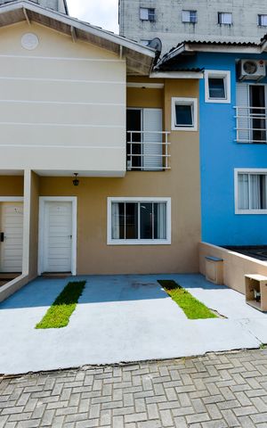 Casa de condomínio para alugar com 80m², 3 quartos e 2 vagasFachada