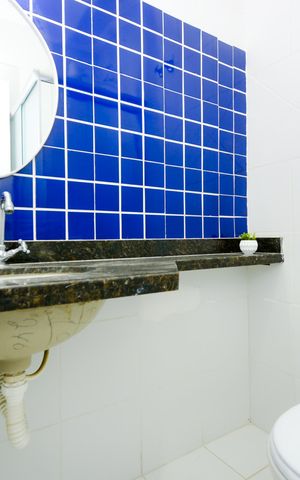 Casa de condomínio para alugar com 80m², 3 quartos e 2 vagasBanheiro Social