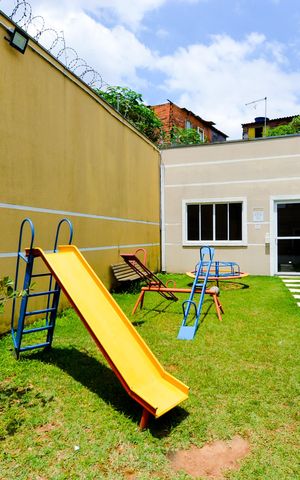 Casa de condomínio para alugar com 80m², 3 quartos e 2 vagasÁrea comum - Playground
