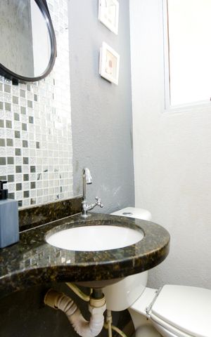 Casa de condomínio para alugar com 80m², 3 quartos e 2 vagasLavabo