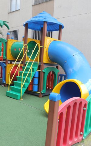 Apartamento para alugar com 39m², 2 quartos e 1 vaga Apartamento para alugar com 39m², 2 quartos e 1 vagaÁrea comum - Playground