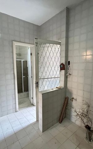 Casa à venda com 140m², 2 quartos e 4 vagas Casa à venda com 140m², 2 quartos e 4 vagasCozinha