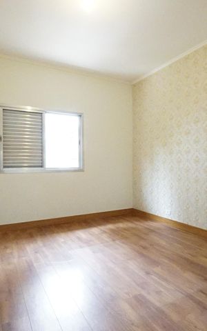Casa para alugar com 270m², 2 quartos e 1 vagaQuarto 1