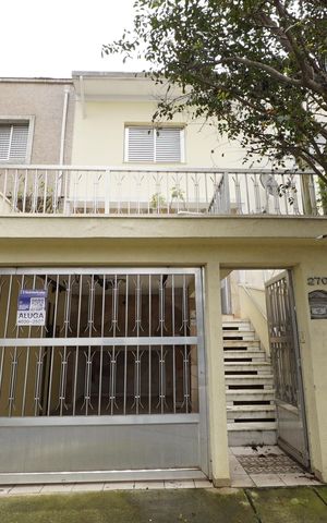 Casa para alugar com 270m², 2 quartos e 1 vagaFachada