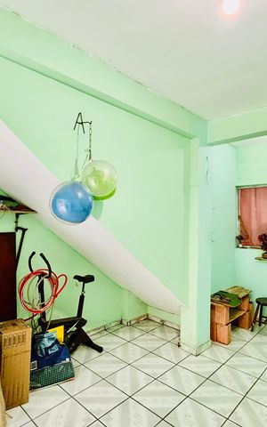 Casa à venda com 59m², 3 quartos e 2 vagas Casa à venda com 59m², 3 quartos e 2 vagasGaragem
