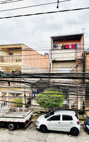 Casa à venda com 59m², 3 quartos e 2 vagas Casa à venda com 59m², 3 quartos e 2 vagasVaranda