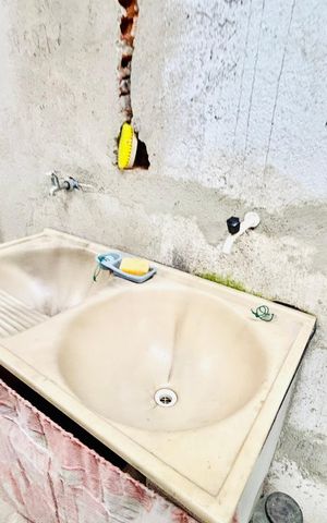 Casa à venda com 59m², 3 quartos e 2 vagas
