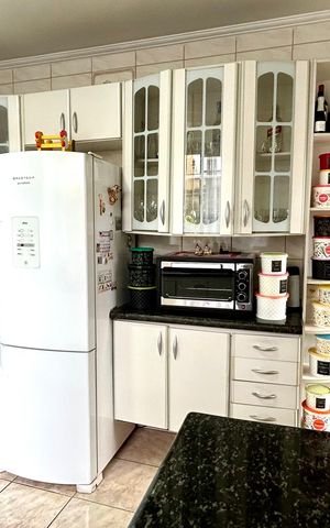 Casa à venda com 300m², 3 quartos e 7 vagas Casa à venda com 300m², 3 quartos e 7 vagasCozinha