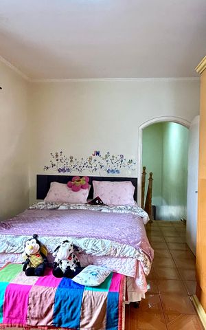Casa à venda com 300m², 3 quartos e 7 vagas Casa à venda com 300m², 3 quartos e 7 vagasQuarto Suíte