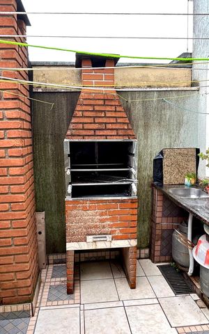 Casa à venda com 300m², 3 quartos e 7 vagas Casa à venda com 300m², 3 quartos e 7 vagasQuintal