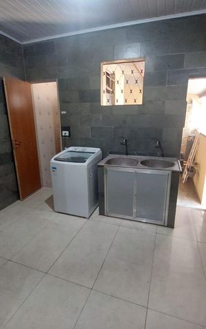 Apartamento à venda com 220m², 3 quartos e 3 vagas Apartamento à venda com 220m², 3 quartos e 3 vagasÁrea de Serviço