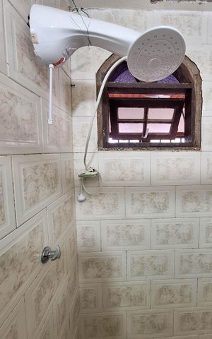 Casa para alugar com 60m², 2 quartos e 1 vaga Casa para alugar com 60m², 2 quartos e 1 vagaBanheiro Social
