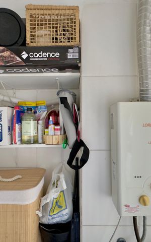 Casa de condomínio à venda com 49m², 2 quartos e 1 vaga Casa de condomínio à venda com 49m², 2 quartos e 1 vagaÁrea de Serviço
