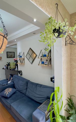 Casa de condomínio à venda com 49m², 2 quartos e 1 vaga Casa de condomínio à venda com 49m², 2 quartos e 1 vagaVaranda
