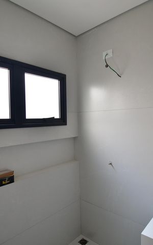 Casa à venda com 225m², 3 quartos e 4 vagasBanheiro