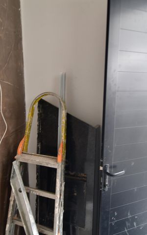 Casa à venda com 225m², 3 quartos e 4 vagasBanheiro de serviço