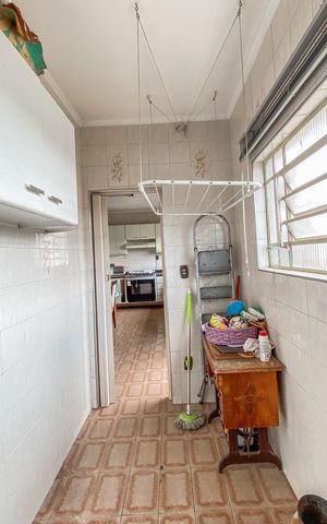 Casa à venda com 160m², 3 quartos e 4 vagasÁrea de Serviço