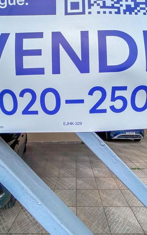 Casa à venda com 160m², 3 quartos e 4 vagasPlaca 