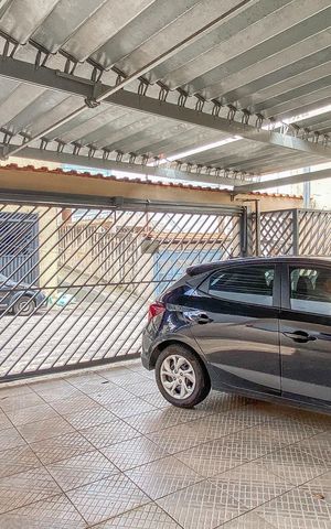Casa à venda com 160m², 3 quartos e 4 vagasGaragem 