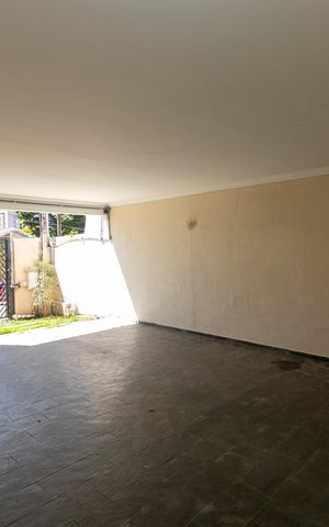 Casa para alugar com 250m², 3 quartos e 4 vagasGARAGEM