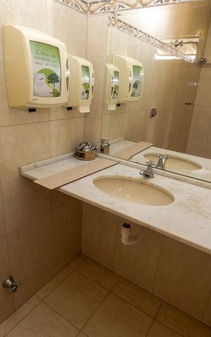 Casa para alugar com 250m², 3 quartos e 4 vagasBANHEIRO SUITE Nº 1