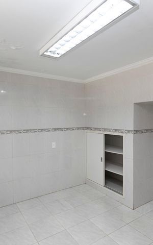 Casa para alugar com 250m², 3 quartos e 4 vagasCOZINHA
