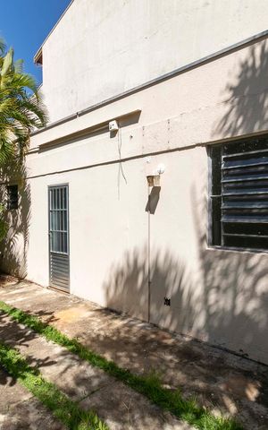 Casa para alugar com 250m², 3 quartos e 4 vagasQUINTAL COM JARDIM E EDICULA