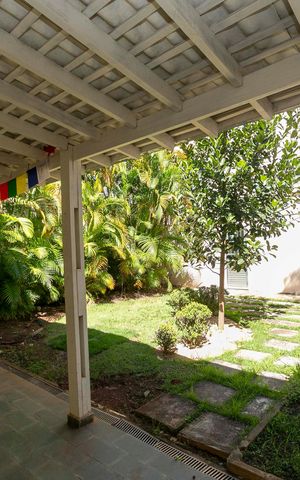 Casa para alugar com 250m², 3 quartos e 4 vagasQUINTAL COM JARDIM E EDICULA