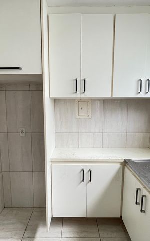 Apartamento à venda com 67m², 2 quartos e 1 vaga Apartamento à venda com 67m², 2 quartos e 1 vagaCozinha