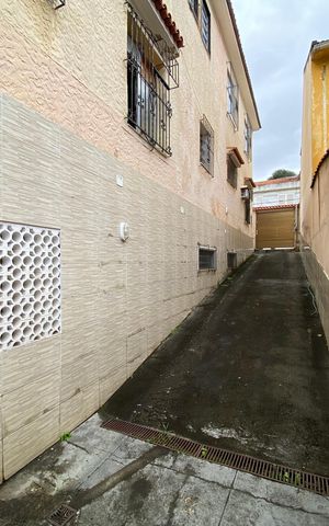 Casa à venda com 109m², 3 quartos e 1 vaga