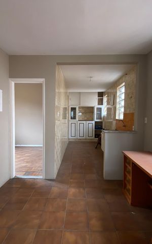 Casa à venda com 109m², 3 quartos e 1 vaga
