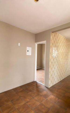Casa à venda com 109m², 3 quartos e 1 vaga