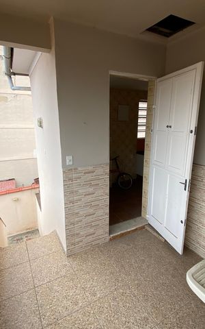 Casa à venda com 109m², 3 quartos e 1 vaga