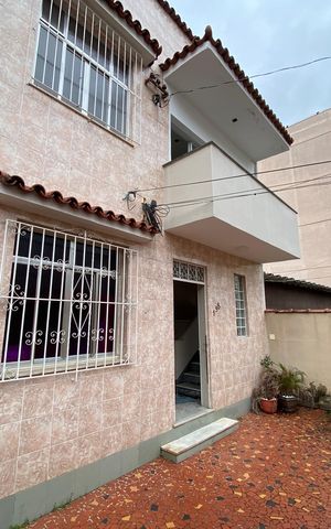 Casa à venda com 109m², 3 quartos e 1 vaga