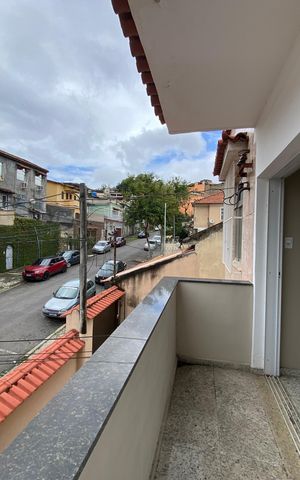 Casa à venda com 109m², 3 quartos e 1 vaga