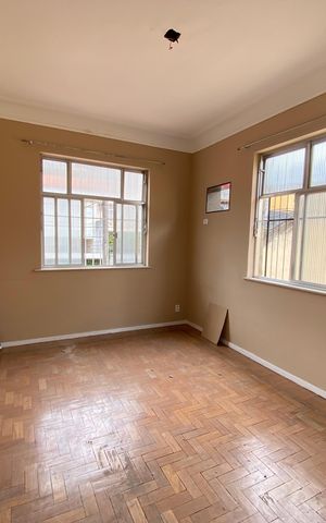 Casa à venda com 109m², 3 quartos e 1 vaga
