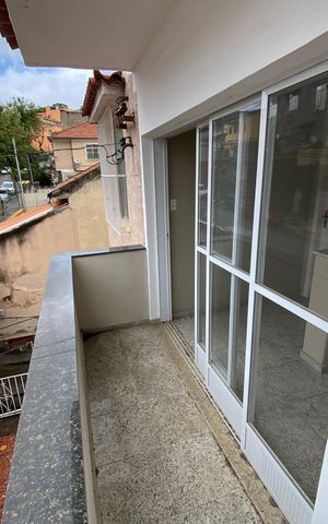 Casa à venda com 109m², 3 quartos e 1 vaga