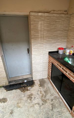 Casa à venda com 109m², 3 quartos e 1 vaga