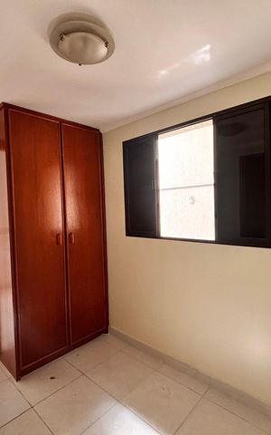Casa de condomínio para alugar com 600m², 5 quartos e 3 vagas Casa de condomínio para alugar com 600m², 5 quartos e 3 vagasQuarto
