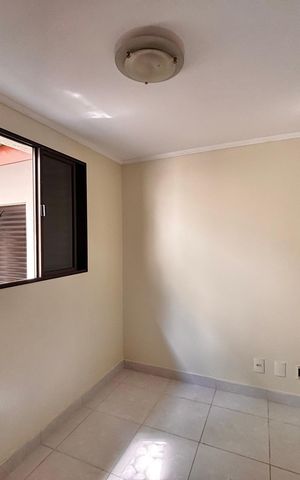 Casa de condomínio para alugar com 600m², 5 quartos e 3 vagas Casa de condomínio para alugar com 600m², 5 quartos e 3 vagasQuarto