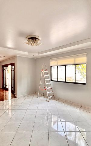 Casa de condomínio para alugar com 600m², 5 quartos e 3 vagas Casa de condomínio para alugar com 600m², 5 quartos e 3 vagasSala 2