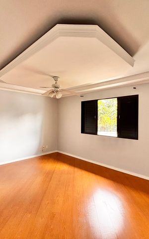 Casa de condomínio para alugar com 600m², 5 quartos e 3 vagas Casa de condomínio para alugar com 600m², 5 quartos e 3 vagasSuíte 1