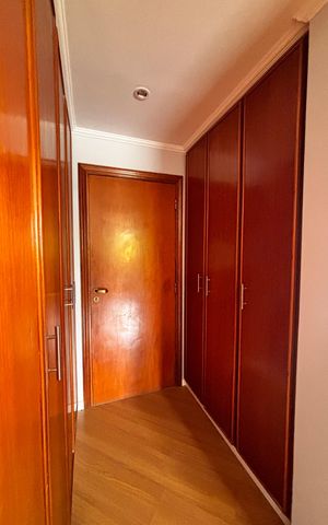Casa de condomínio para alugar com 600m², 5 quartos e 3 vagas Casa de condomínio para alugar com 600m², 5 quartos e 3 vagasSuíte 2