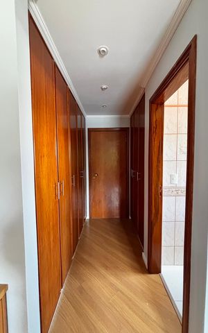 Casa de condomínio para alugar com 600m², 5 quartos e 3 vagas Casa de condomínio para alugar com 600m², 5 quartos e 3 vagasSuíte 2